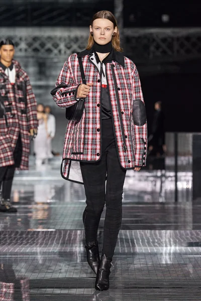 Look 67
